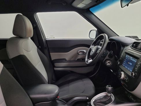 Used 2019 Kia Soul w/ Convenience Package FWD image 21