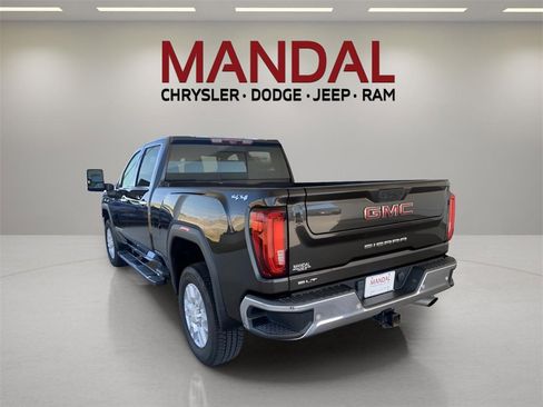 Used 2020 GMC Sierra 3500 SLT w/ SLT Premium Plus Package image 7