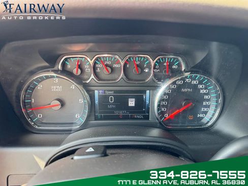 Used 2018 Chevrolet Suburban LT RWD image 22