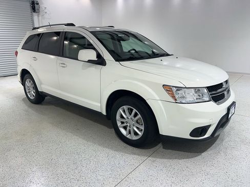 Used 2017 Dodge Journey SXT FWD image 7