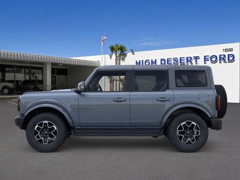 New 2025 Ford Bronco Outer Banks image 2