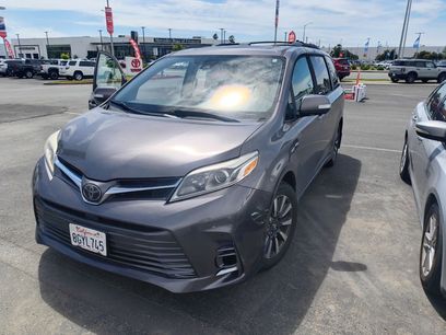 Used 2018 Toyota Sienna Limited