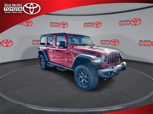 Used 2018 Jeep Wrangler Unlimited Rubicon image 2
