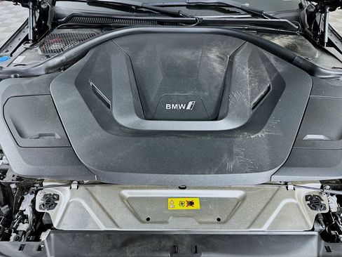 Used 2024 BMW i4 xDrive40i image 38