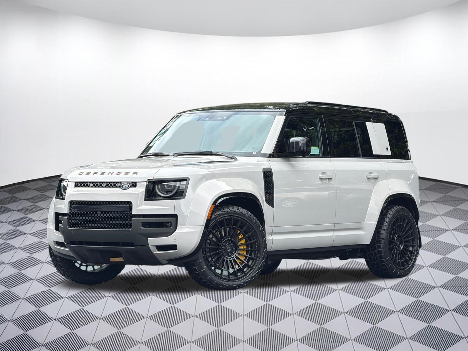 New 2026 Land Rover Defender 110 OCTA AWD/4WD image 1