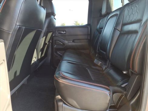 Used 2023 Nissan Frontier PRO-4X w/ Pro-4X Premium Package image 14