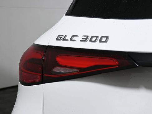 New 2026 Mercedes-Benz GLC 300 GLC 300 image 13