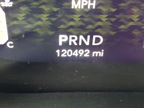 Used 2022 Jeep Wrangler Unlimited Sahara image 14