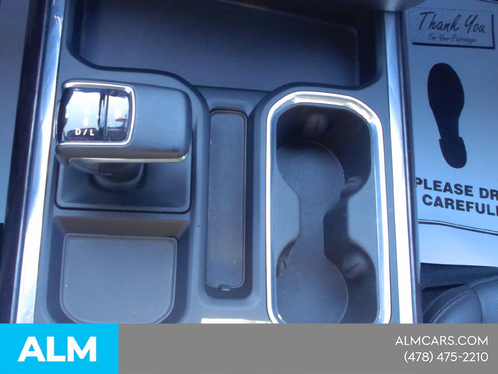 Used 2024 Chevrolet Silverado 1500 LTZ AWD/4WD image 46