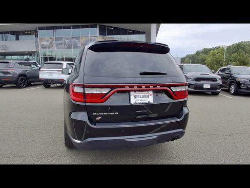 Used 2025 Dodge Durango AWD w/ Technology Group image 7