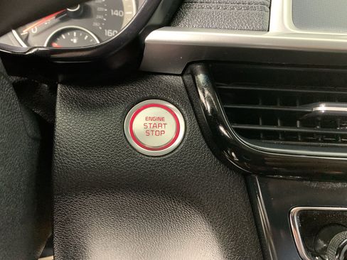 Used 2019 Kia Optima S image 18