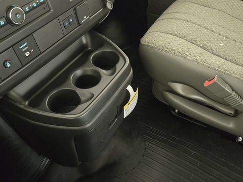 New 2026 Chevrolet Express 2500 w/ Communications Package RWD image 21