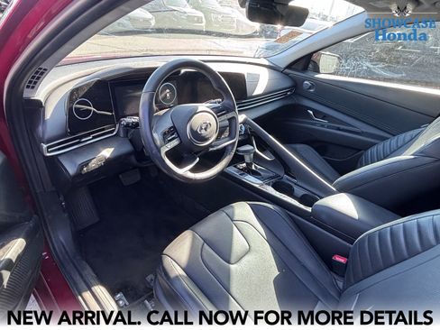 Used 2023 Hyundai Elantra Limited FWD image 8