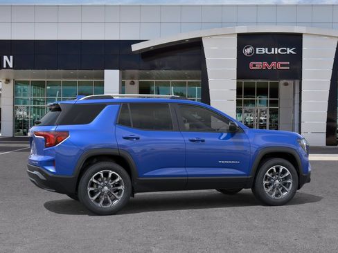 New 2027 GMC Terrain Elevation w/ Elevation Premium Package FWD image 5