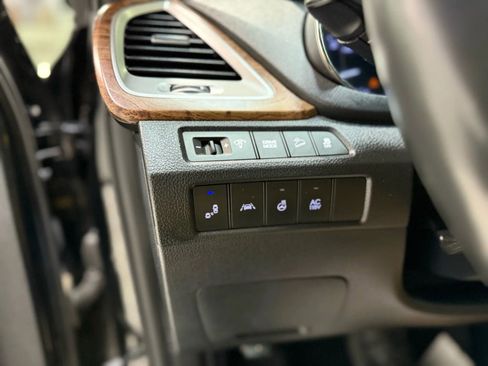 Used 2017 Hyundai Santa Fe SE w/ SE Ultimate Tech Package 03 image 19