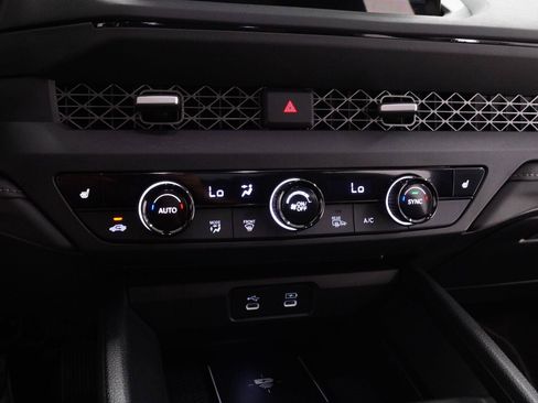 Used 2026 Honda Accord SE image 17