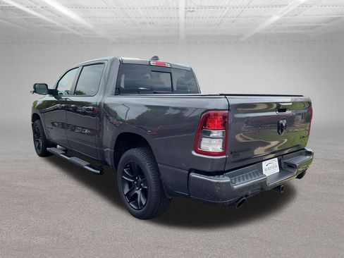 Used 2022 RAM 1500 Big Horn AWD/4WD image 9