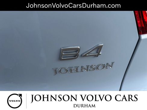 New 2026 Volvo XC40 B4 Plus w/ Climate Package image 6