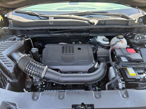 Used 2025 Chevrolet Blazer LT FWD image 33