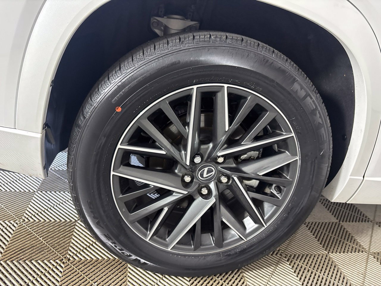 Used 2025 Lexus TX 350 AWD w/ Technology Package image 35