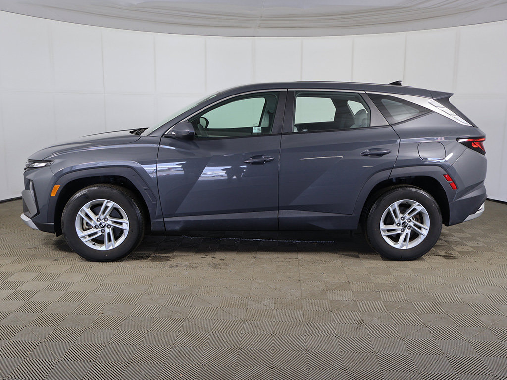 Certified 2025 Hyundai Tucson SE AWD/4WD image 11