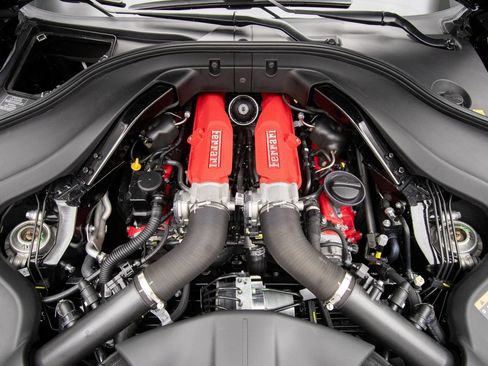 Used 2023 Ferrari Portofino M RWD image 53