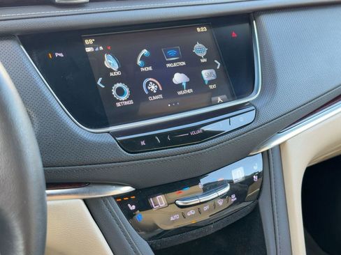 Used 2019 Cadillac XT5 Premium Luxury image 25