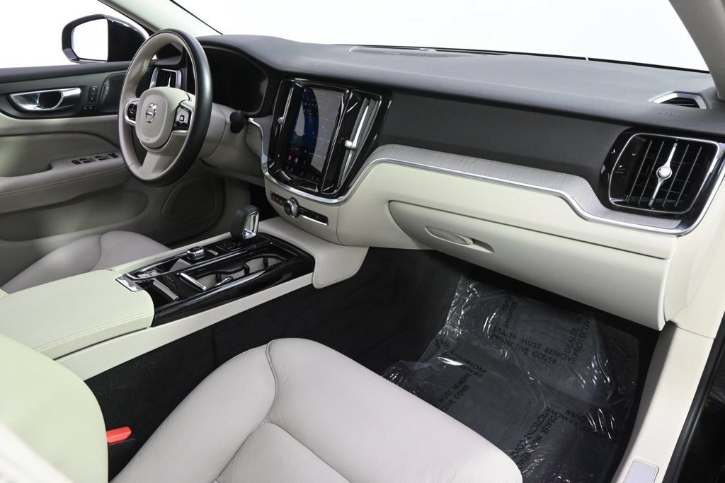 Used 2023 Volvo S60 T8 Plus w/ Climate Package AWD/4WD image 15