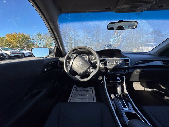 Used 2017 Honda Accord LX image 14