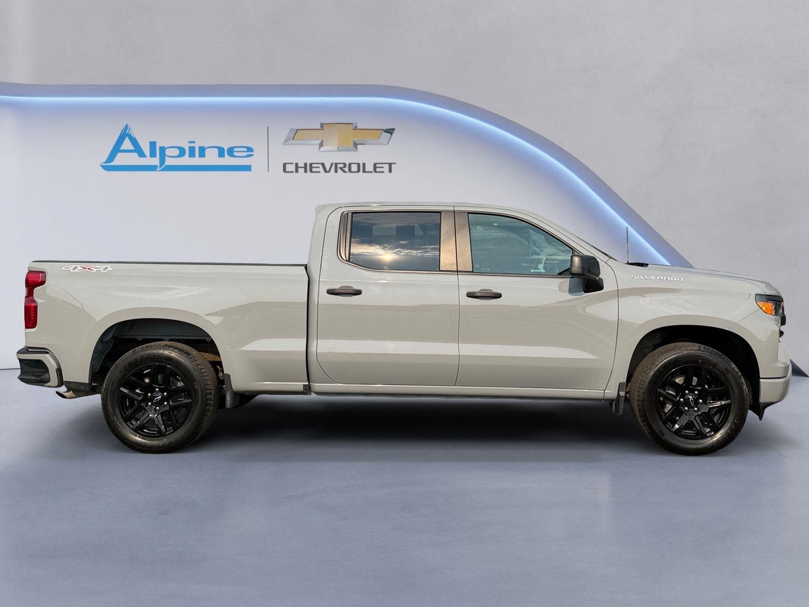 Used 2024 Chevrolet Silverado 1500 Custom AWD/4WD image 6