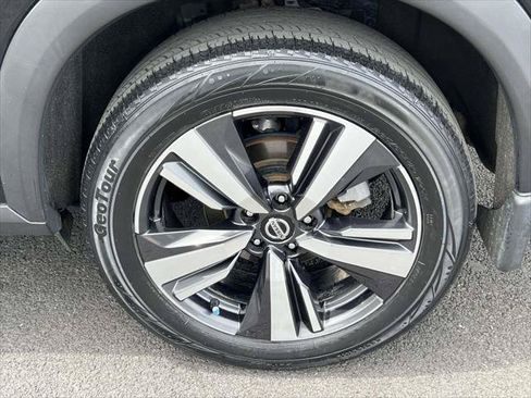 Used 2021 Nissan Rogue SL AWD/4WD image 10