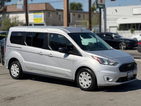 Used 2019 Ford Transit Connect XLT image 19
