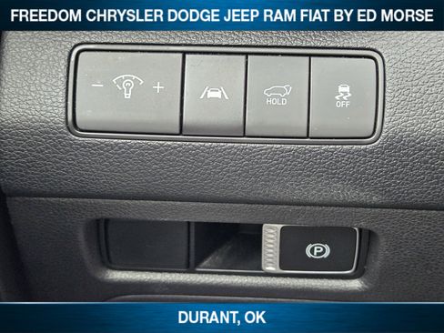 Used 2023 Hyundai Santa Fe SEL FWD image 15