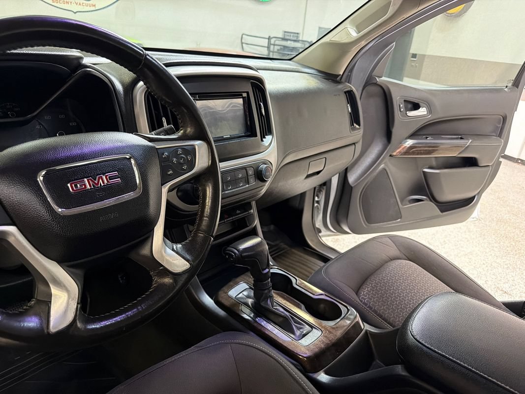 Used 2015 GMC Canyon SLE RWD image 27