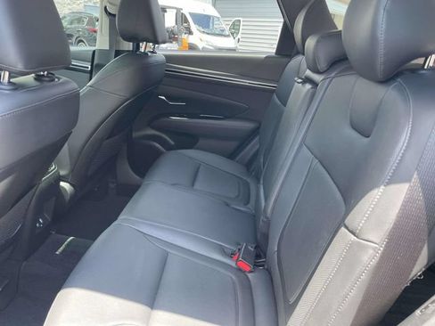 Used 2022 Hyundai Tucson Limited w/ Cargo Package AWD/4WD image 11