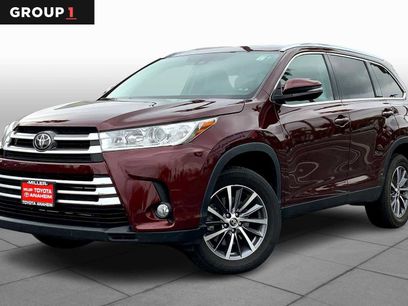 Used 2019 Toyota Highlander XLE