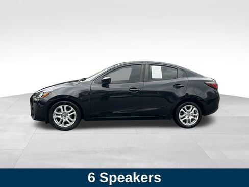 Used 2017 Toyota Yaris iA FWD image 2