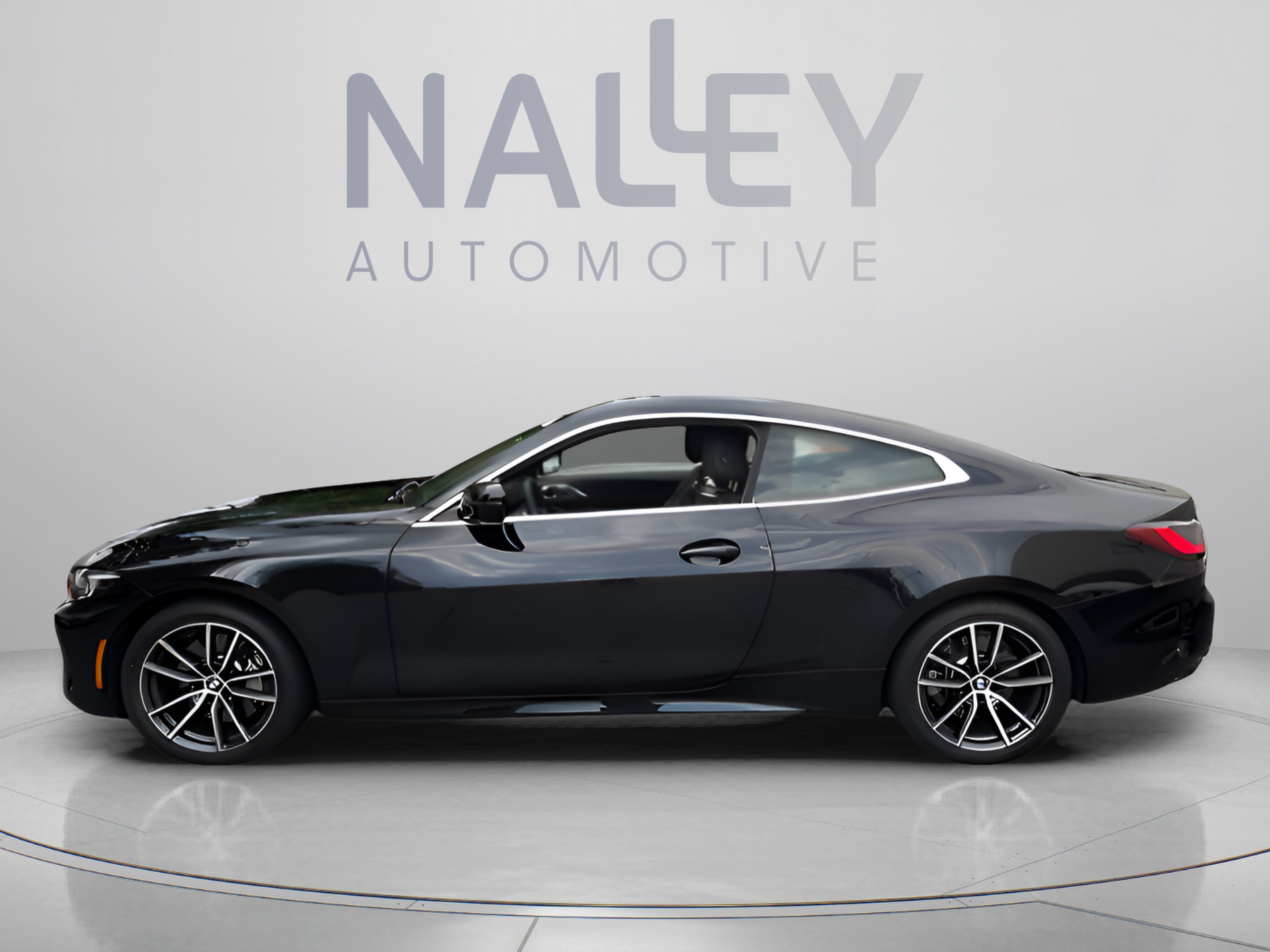 Used 2026 BMW 430i xDrive Coupe w/ Premium Package AWD/4WD image 2