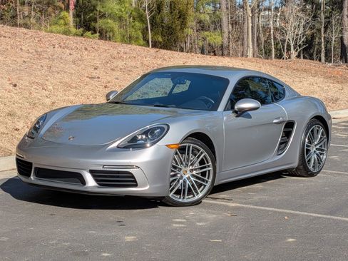 Certified 2024 Porsche 718 Cayman image 1