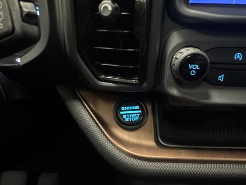 Used 2024 Ford Bronco Sport Outer Banks w/ Tech Package AWD/4WD image 19