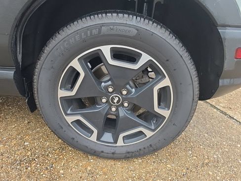 Used 2022 Ford Bronco Sport Outer Banks w/ Tech Package AWD/4WD image 45