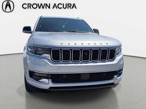Used 2023 Jeep Wagoneer 4WD w/ Convenience Group I image 9