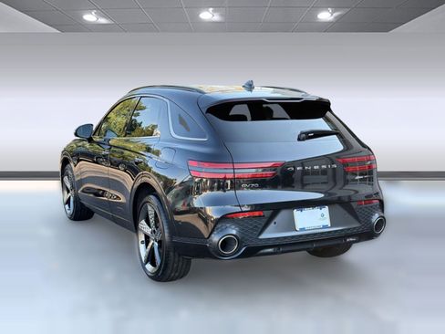 Used 2022 Genesis GV70 3.5T Sport w/ Sport Prestige Package AWD/4WD image 3