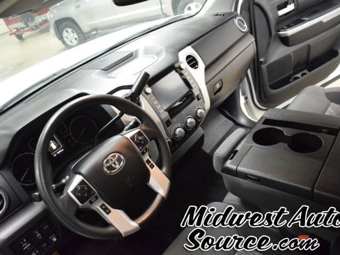 Used 2021 Toyota Tundra SR5 AWD/4WD image 9