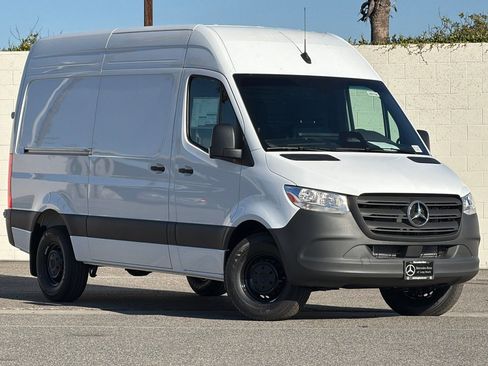 New 2026 Mercedes-Benz Sprinter 2500 image 2