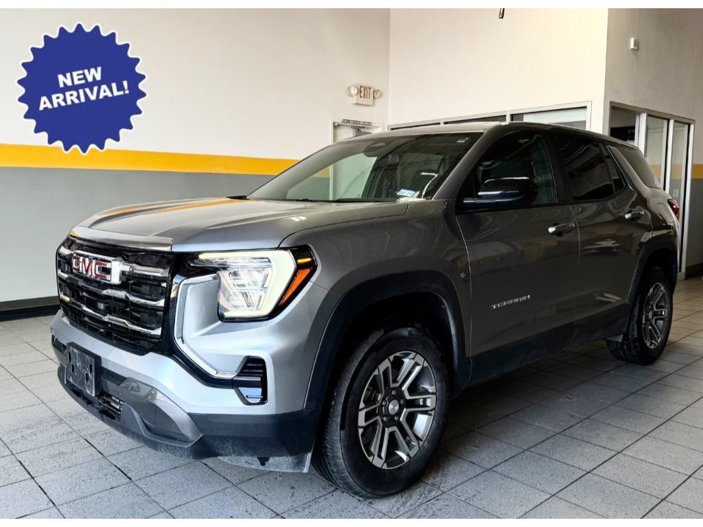 Used 2025 GMC Terrain Elevation FWD image 1