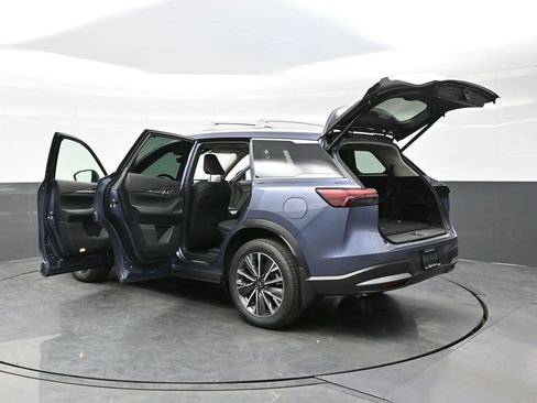 Certified 2026 INFINITI QX60 Luxe w/ Cargo Package AWD/4WD image 42