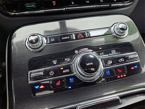 Certified 2022 Lincoln Nautilus Reserve image 18