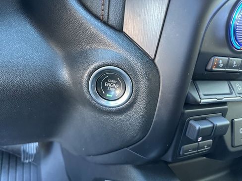 Used 2021 GMC Sierra 1500 AT4 image 16