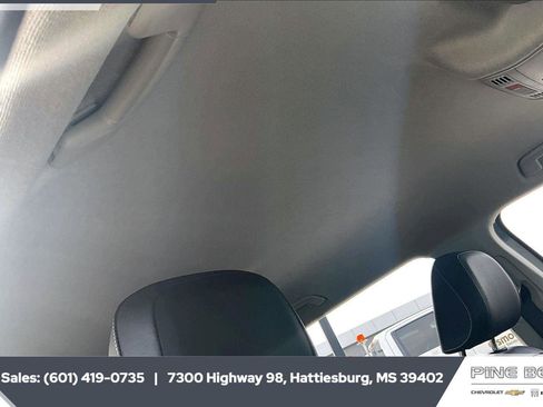 Used 2022 Volkswagen Tiguan SE FWD image 16